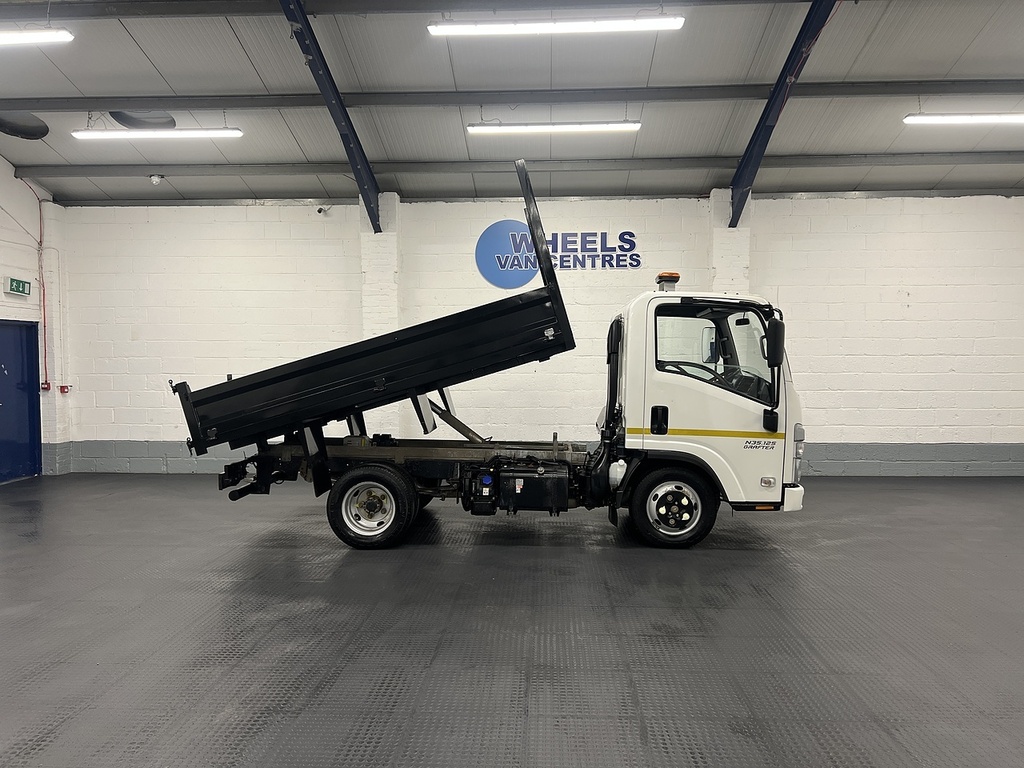 Isuzu  D N35 1.9 Tipper LL23HLP White #4