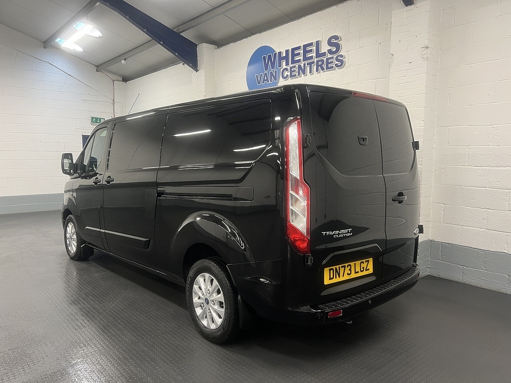 Ford Transit Custom 2.0 300 Ecoblue Limited Panel Van Manua DN73LGZ Black #3