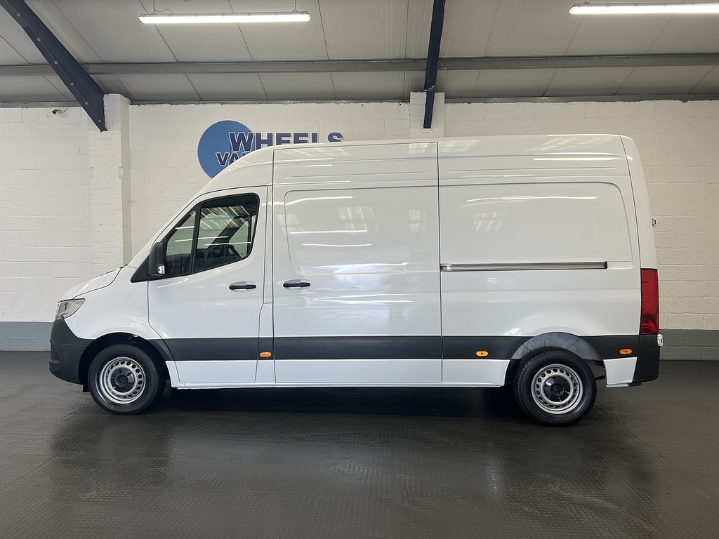 Mercedes-Benz Sprinter 2.0 315 Cdi Premium Panel Van Fw KM24CVU White #2