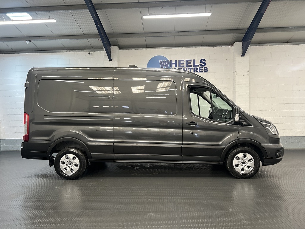 Ford Transit Custom 2.0 350 Ecoblue Limited Panel Van WN25UCC #5