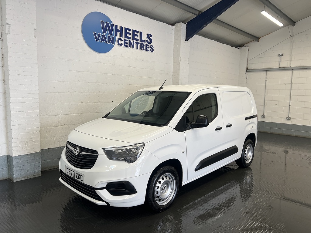 Vauxhall Combo 1.6 Turbo D 2300 Sportive Panel Van Man White