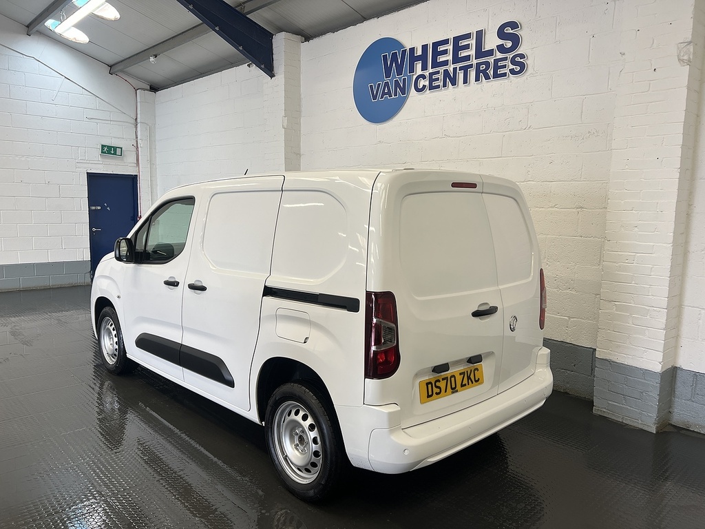 Vauxhall Combo 1.6 Turbo D 2300 Sportive Panel Van Man DS70ZKC White #3
