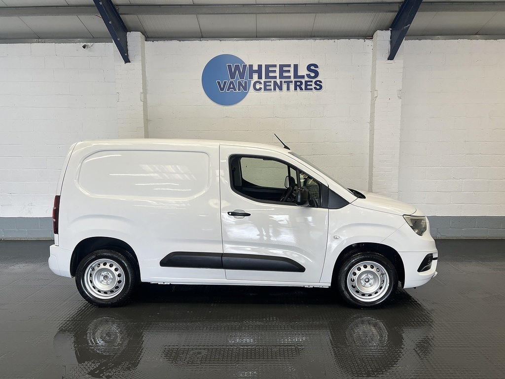 Vauxhall Combo 1.6 Turbo D 2300 Sportive Panel Van Man DS70ZKC White #6