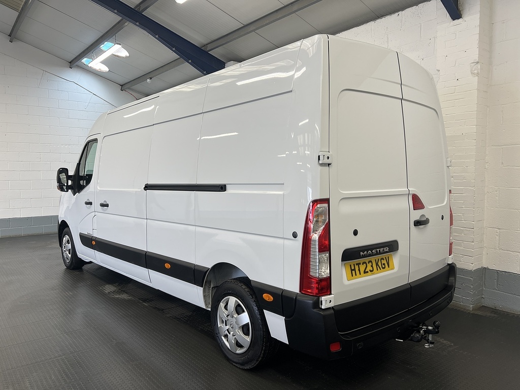 Renault Master 2.3 Dci 35 Business Panel Van F HT23KGV White #3