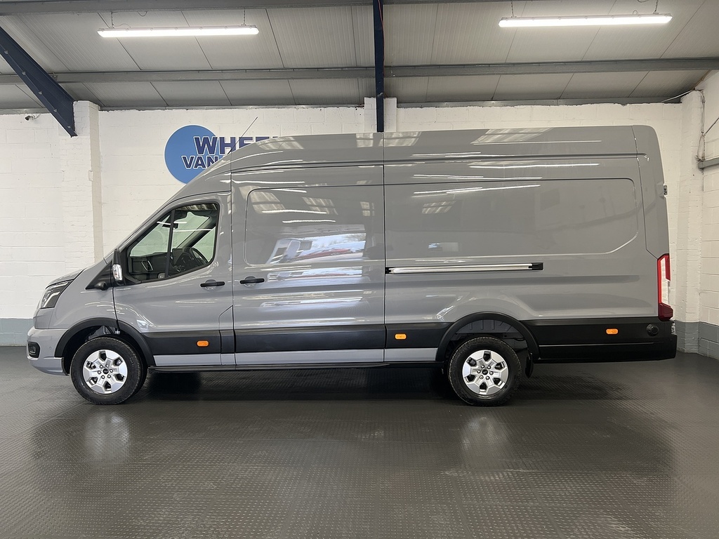 Ford Transit Custom 2.0 350 Ecoblue Limited Panel Van Manua WR75CUV Grey #2