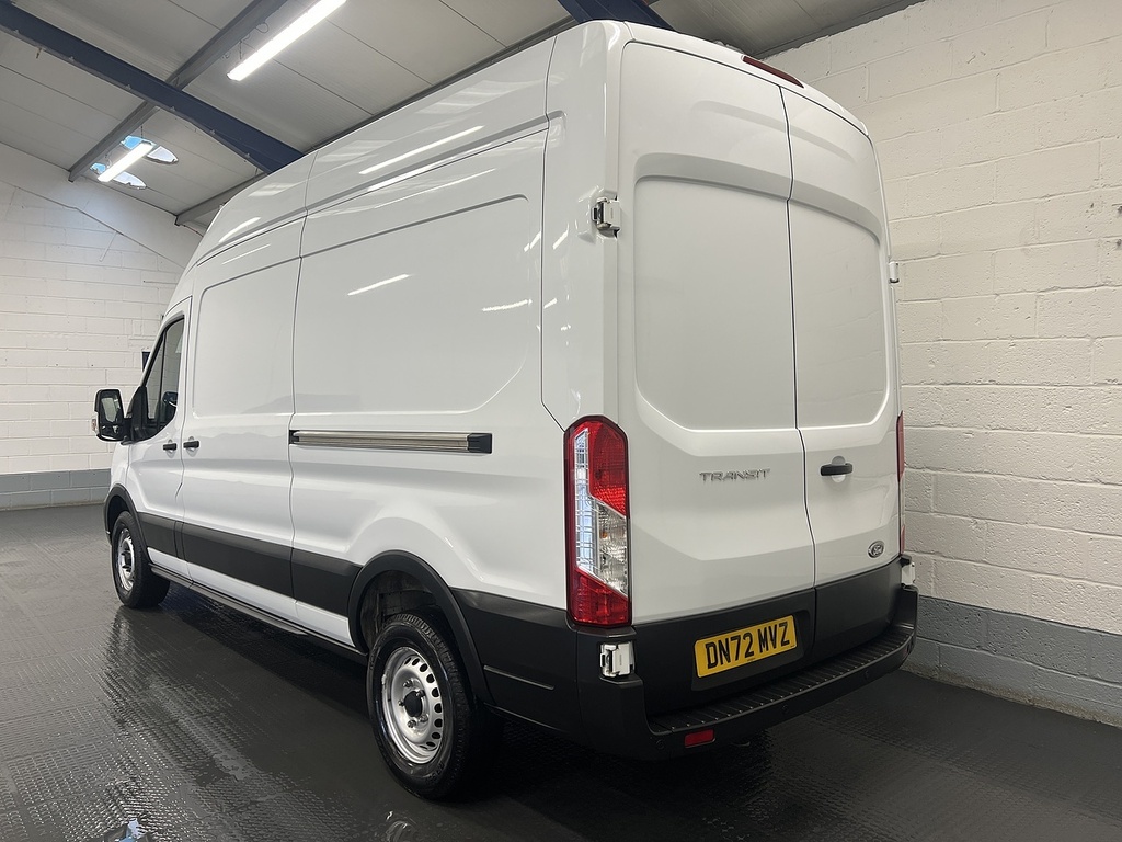 Ford Transit Custom 2.0 350 Ecoblue Leader Panel Van DN72MVZ White #3