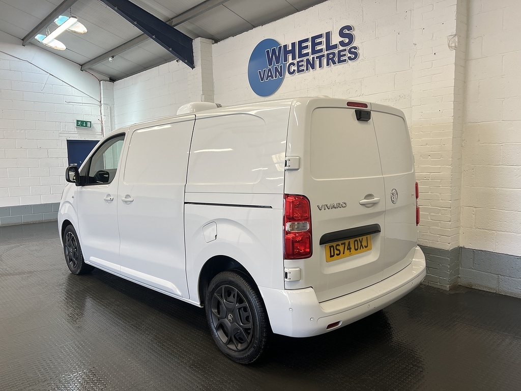 Vauxhall Vivaro 1.5 Turbo D Pro Panel Van 6Dr Swb Eu DS74OXJ White #3