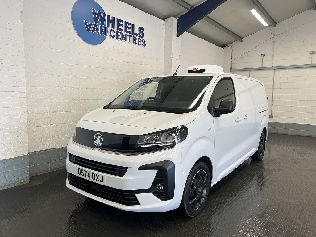 Vauxhall Vivaro 1.5 Turbo D Pro Panel Van 6Dr Swb Eu White