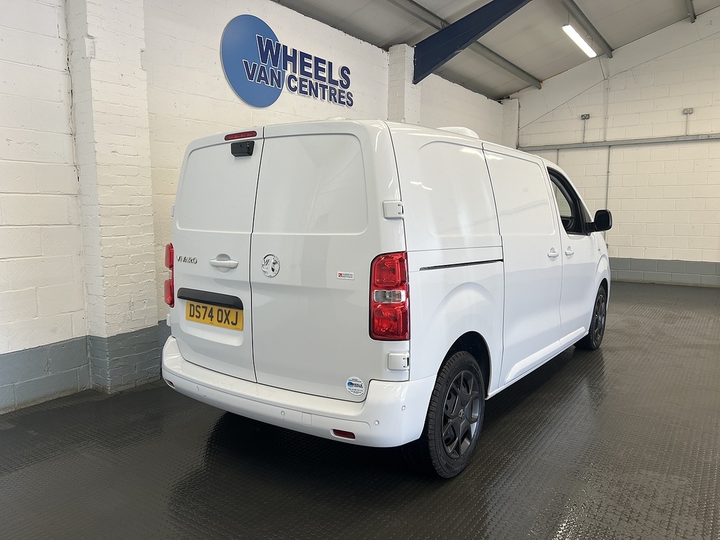 Vauxhall Vivaro 1.5 Turbo D Pro Panel Van 6Dr Swb Eu DS74OXJ White #5