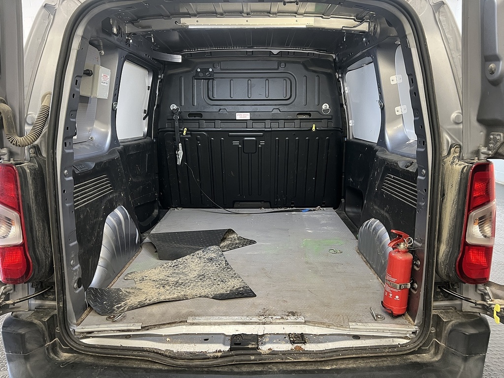 Peugeot Partner 1.5 Bluehdi 1000 Grip Standard Panel Van Diese FY20KJK Grey #5