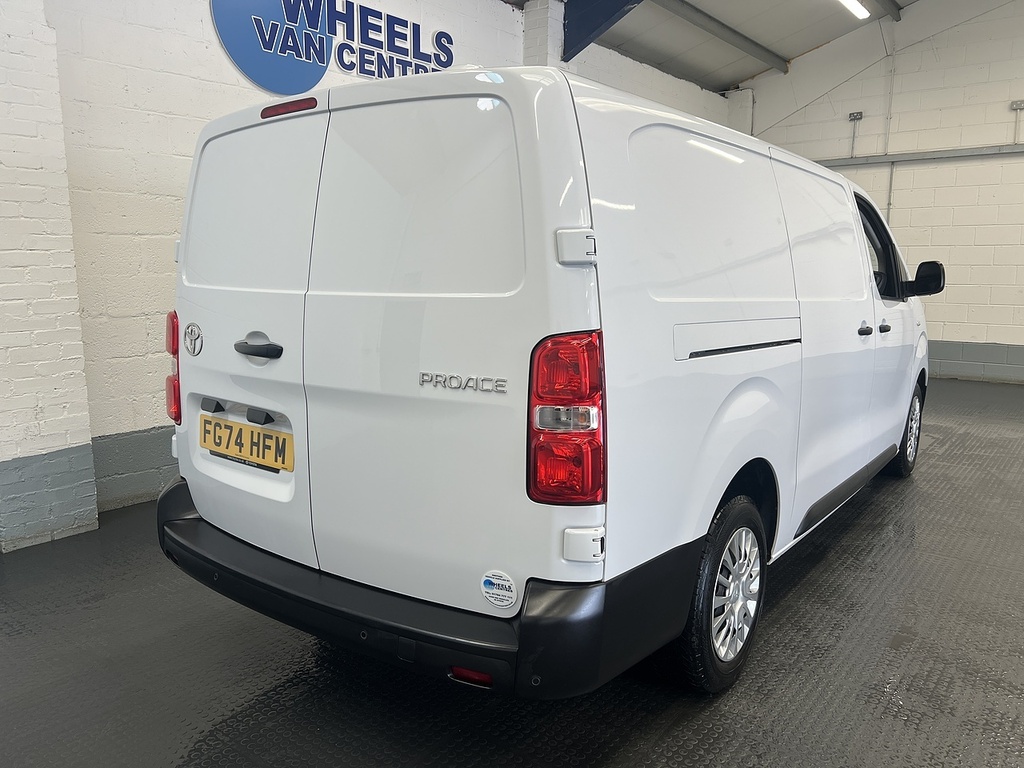 Toyota PROACE 2.0D Icon Long Panel Van 6Dr Lwb Eur FG74HFM White #5