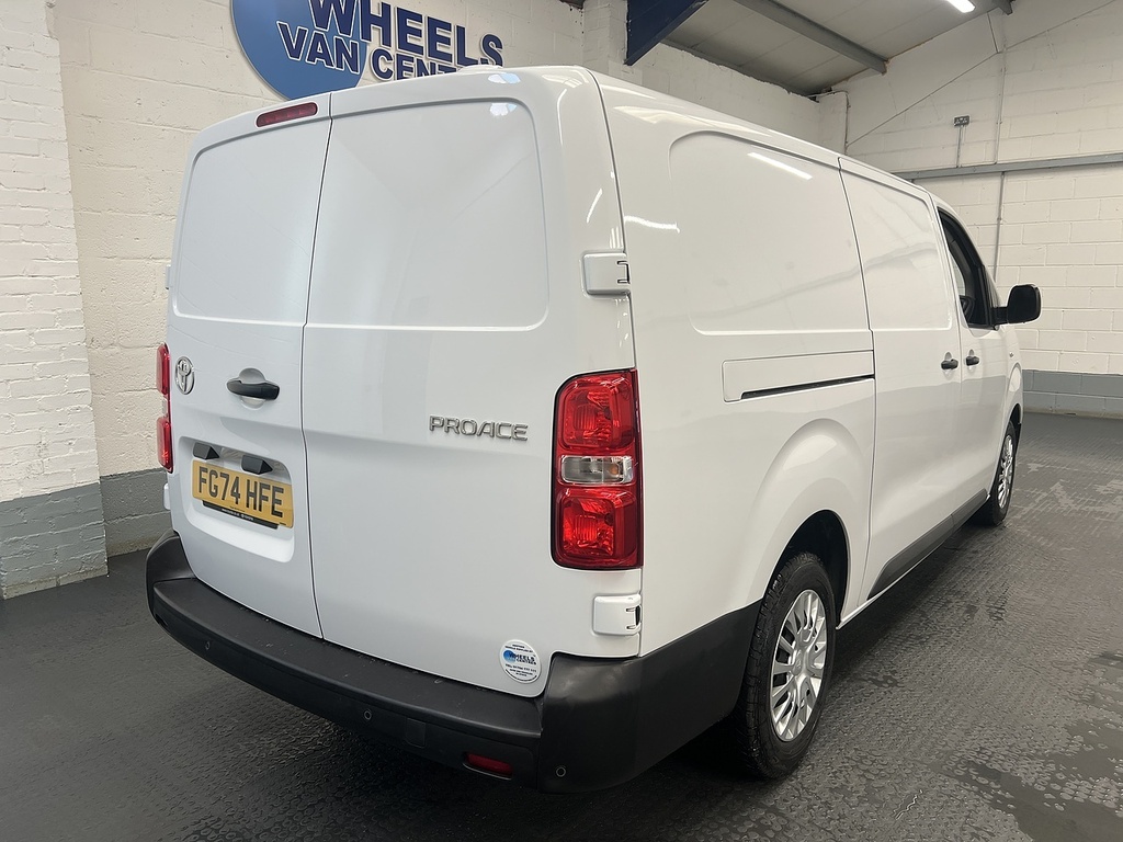 Toyota PROACE 2.0D Icon Long Panel Van 6Dr Lwb Eur FG74HFE White #5