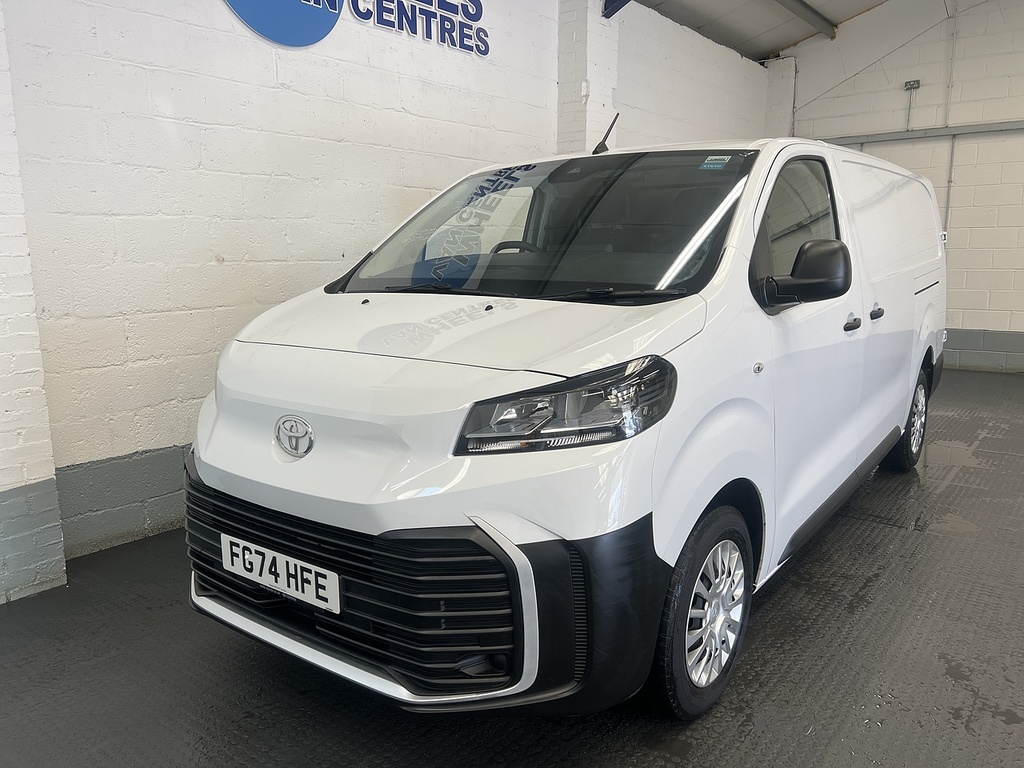 Toyota PROACE 2.0D Icon Long Panel Van 6Dr Lwb Eur White