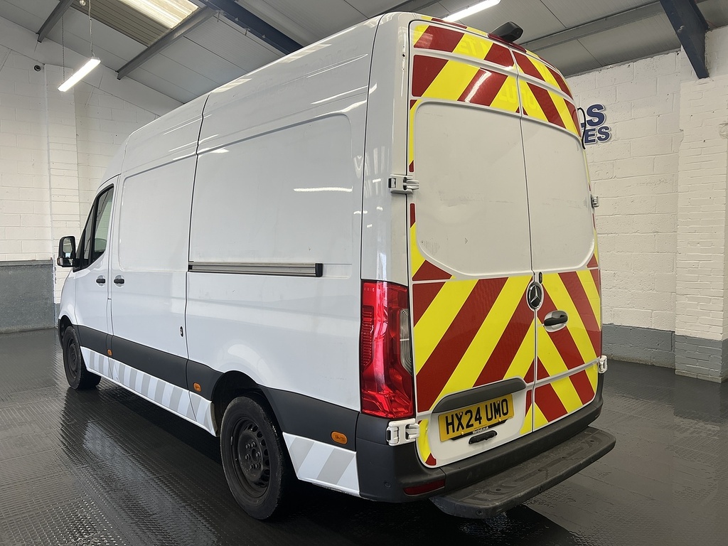 Mercedes-Benz Sprinter 2.0 317 Cdi Premium Panel Van HX24UMO White #2