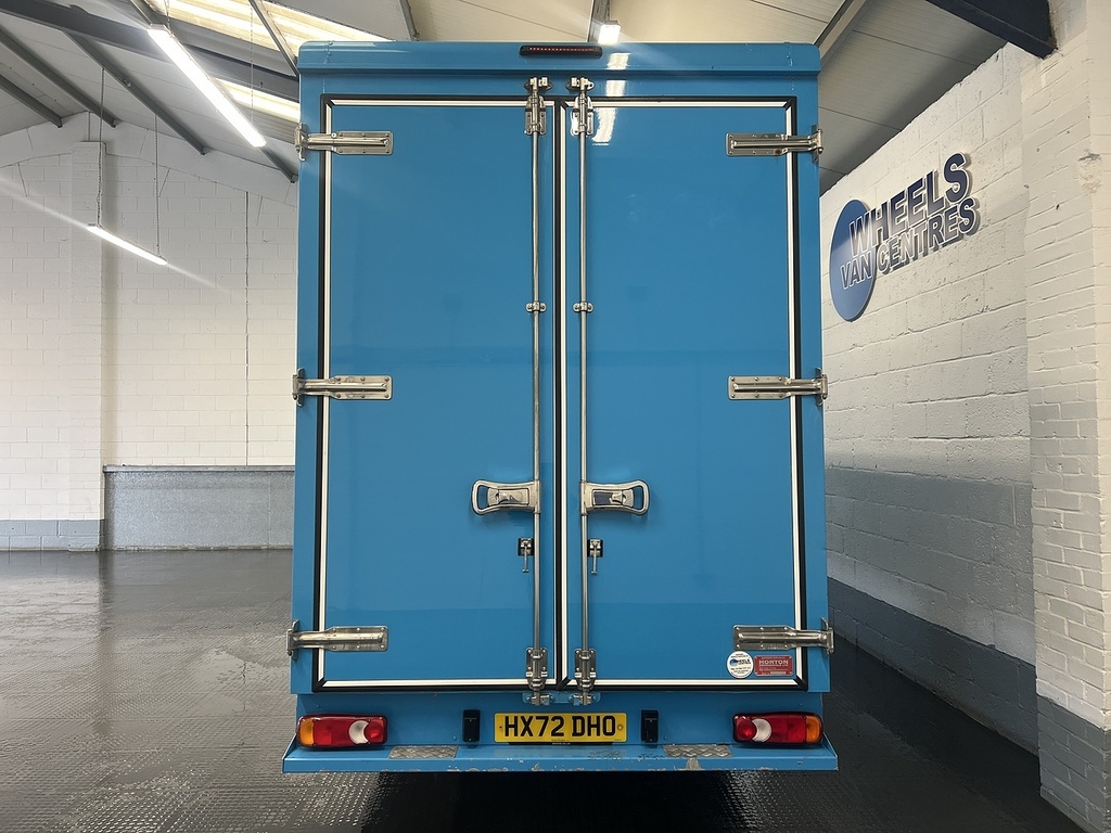 Peugeot Boxer Bluehdi 335 S 2.2 Lowloader HX72DHO Blue #4