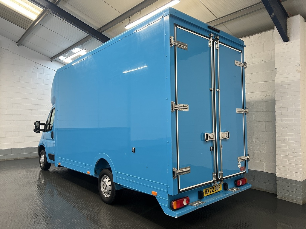 Peugeot Boxer Bluehdi 335 Professional Premium 2.2 Lowload HX72DGF Blue #3