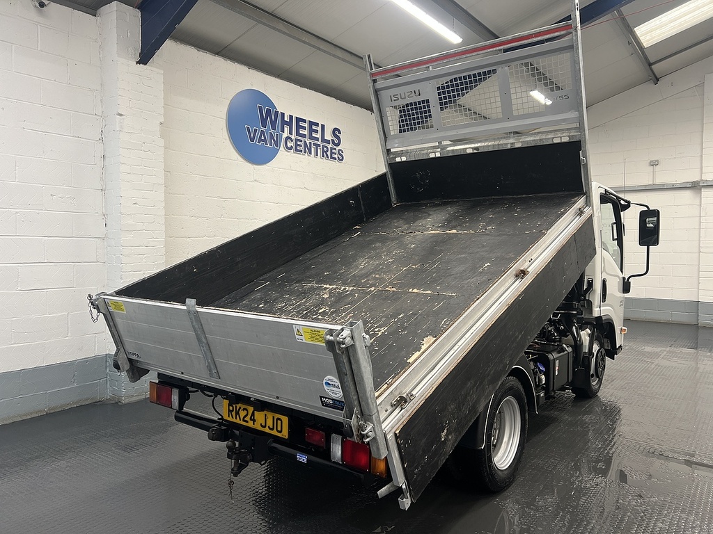 Isuzu  3L 3L 148 Bhp White #25