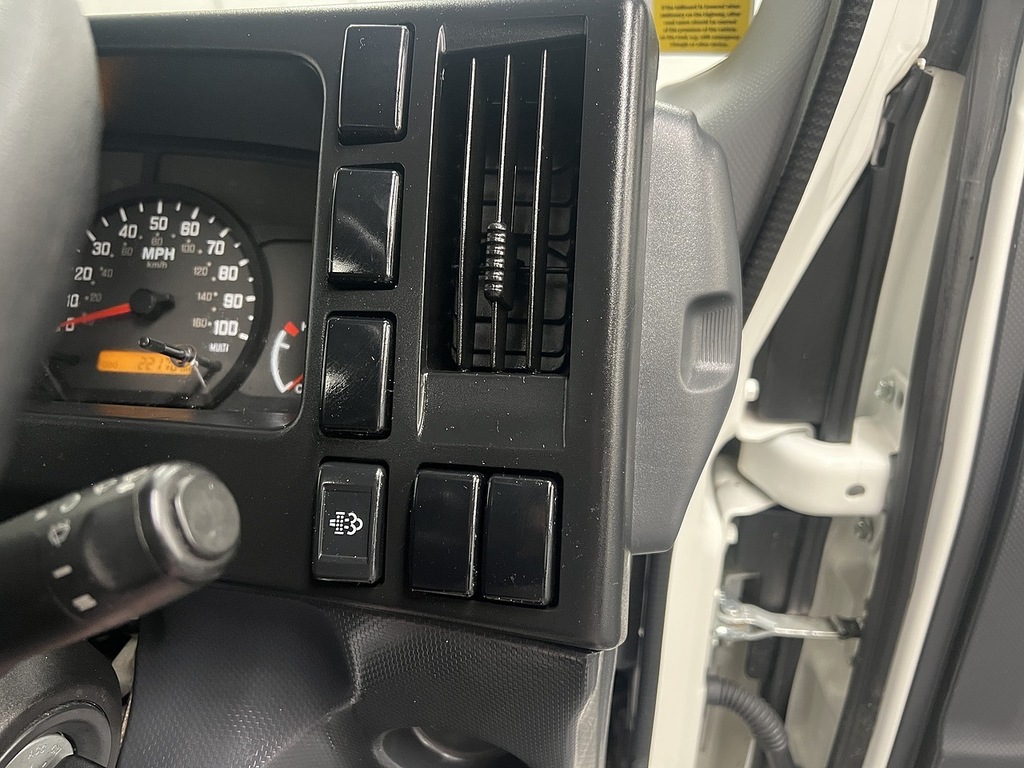 Isuzu  3L 3L 148 Bhp White #16