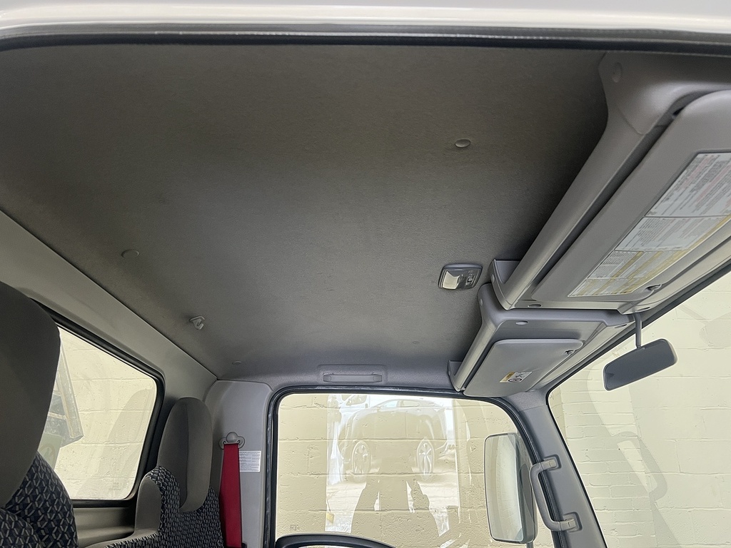 Isuzu  3L 3L 148 Bhp White #11