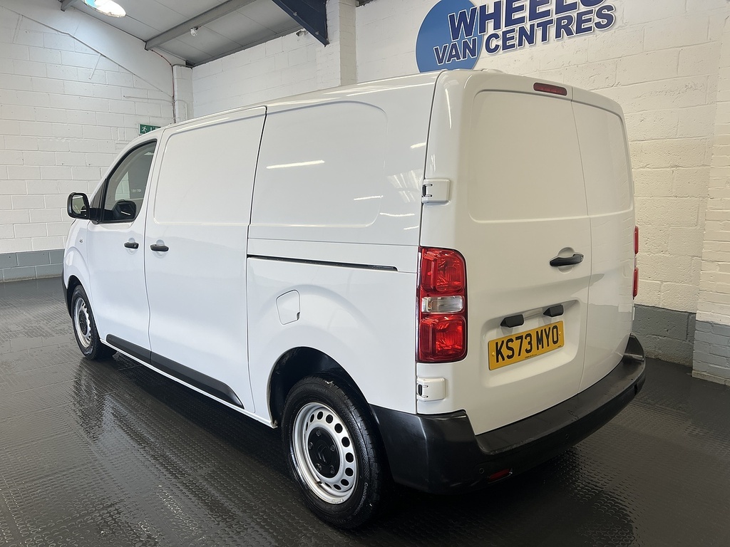 Citroen Dispatch 1.5 Bluehdi 1000 Enterprise Edition M Panel Van 6D KS73MYO White #3