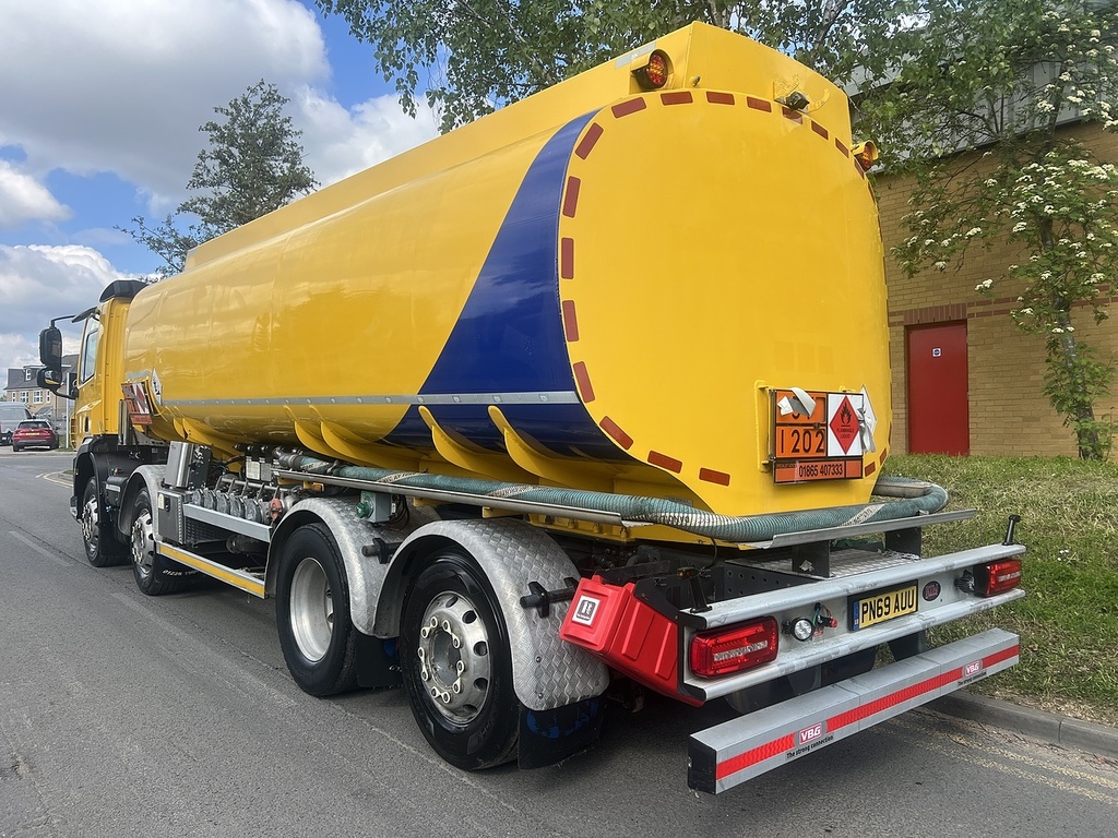 DAF All Models Adr Fuel Tanker 8X2 Rearlift And Steer 12.9 0.0 PN69AUU Yellow #2