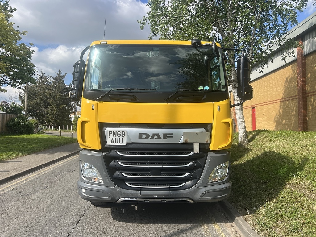DAF All Models Adr Fuel Tanker 8X2 Rearlift And Steer 12.9 0.0 PN69AUU Yellow #6