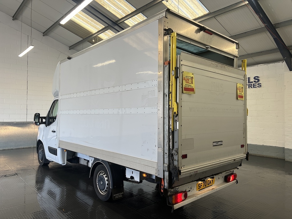 Renault Master 3.5T Fwd 2.3 Dci 135 Ml Business Luton 2.3 Lut White #2