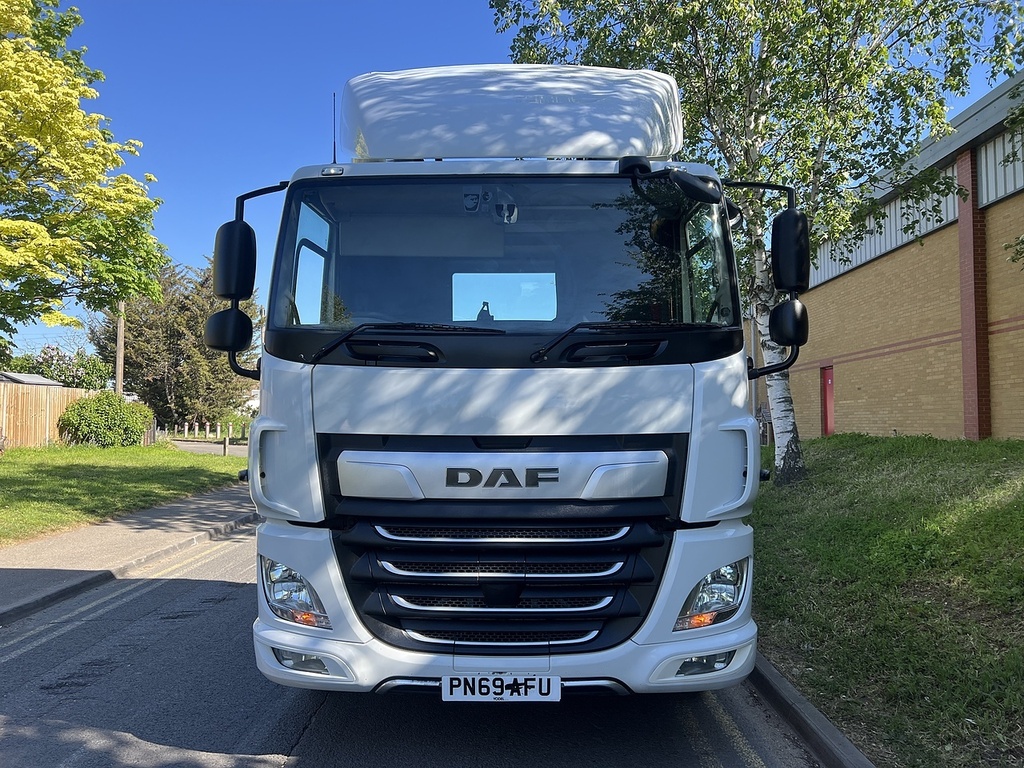 DAF All Models Daf Cf 450 4X2 Sleeper Cab 10.8 Tractor Unit A White #6