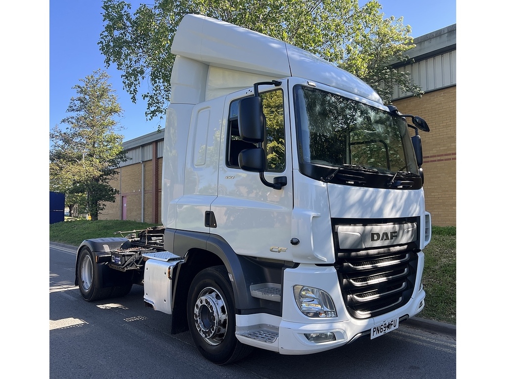 DAF All Models Daf Cf 450 4X2 Sleeper Cab 10.8 Tractor Unit A White #5