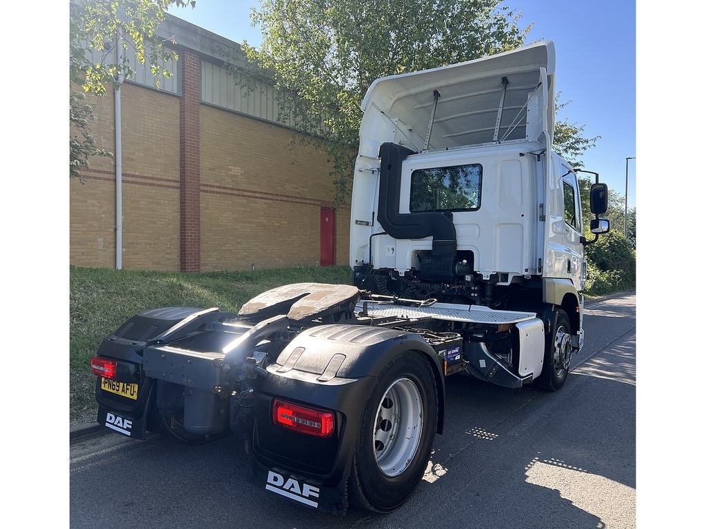 DAF All Models Daf Cf 450 4X2 Sleeper Cab 10.8 Tractor Unit A White #3