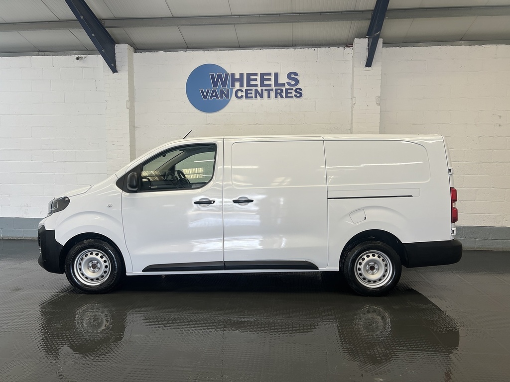 Vauxhall Vivaro 2.0 Turbo D Prime XL Panel Van 6Dr L DN24YKL White #2