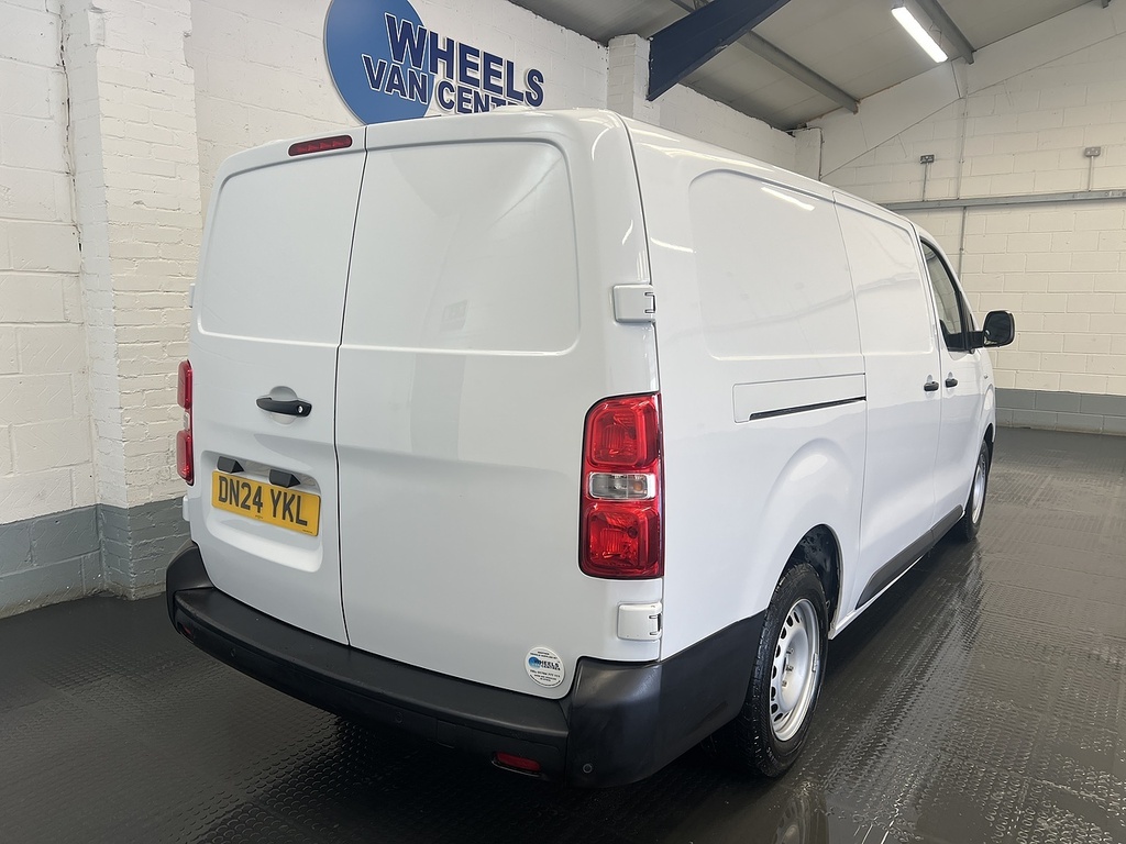 Vauxhall Vivaro 2.0 Turbo D Prime XL Panel Van 6Dr L DN24YKL White #5