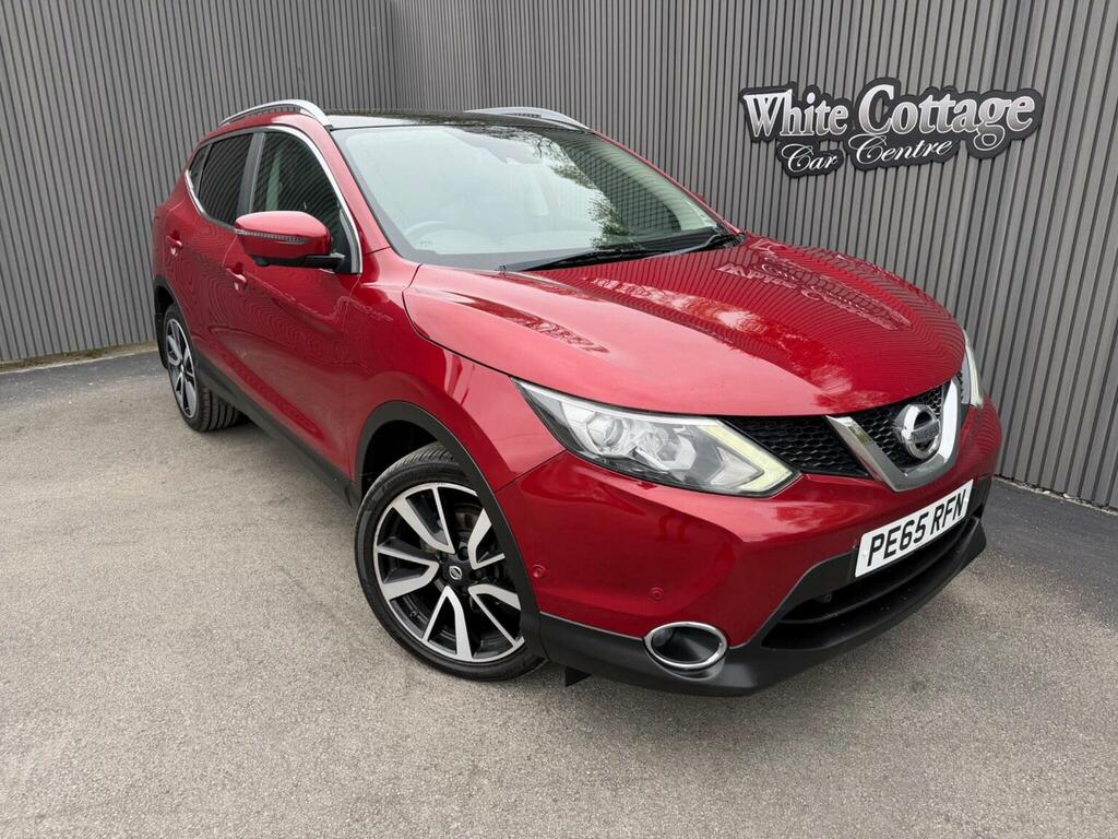 Nissan Qashqai Suv 1.6 Dci Tekna 2Wd Euro 6 Ss 201565 Red