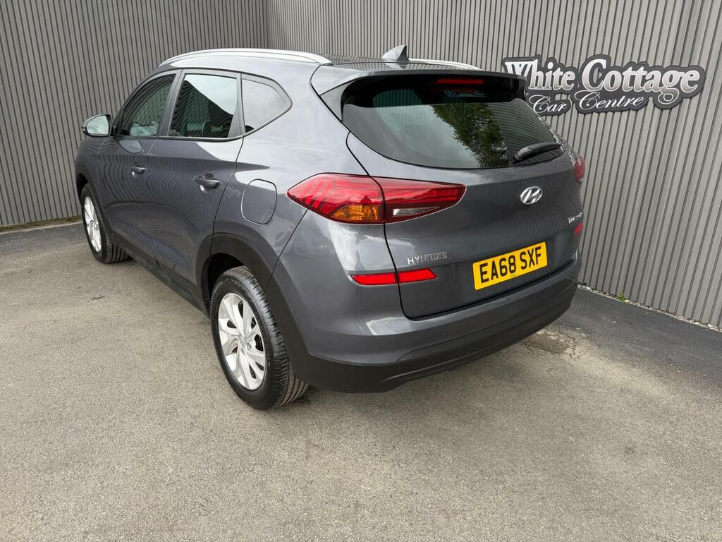 Hyundai Tucson Suv 1.6 Gdi Se Nav Euro 6 Ss 201868 EA68SXF Grey #3