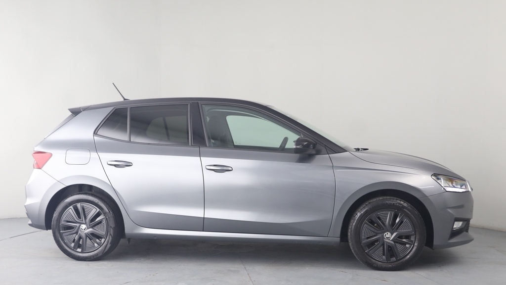Skoda Fabia 1.0 Mpi Colour Edition Hatchback CK22ZDC Grey #4