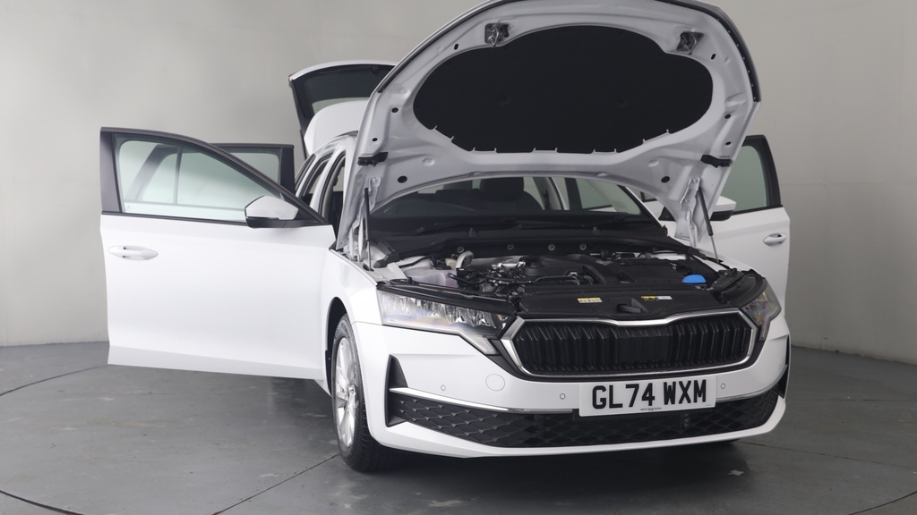 Skoda Octavia 1.5 Tsi E-tec Mhev Act Se Technology Estate Pe White #6