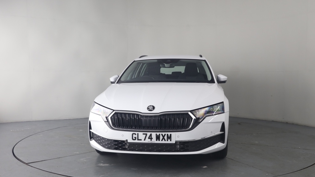 Skoda Octavia 1.5 Tsi E-tec Mhev Act Se Technology Estate Pe White #4