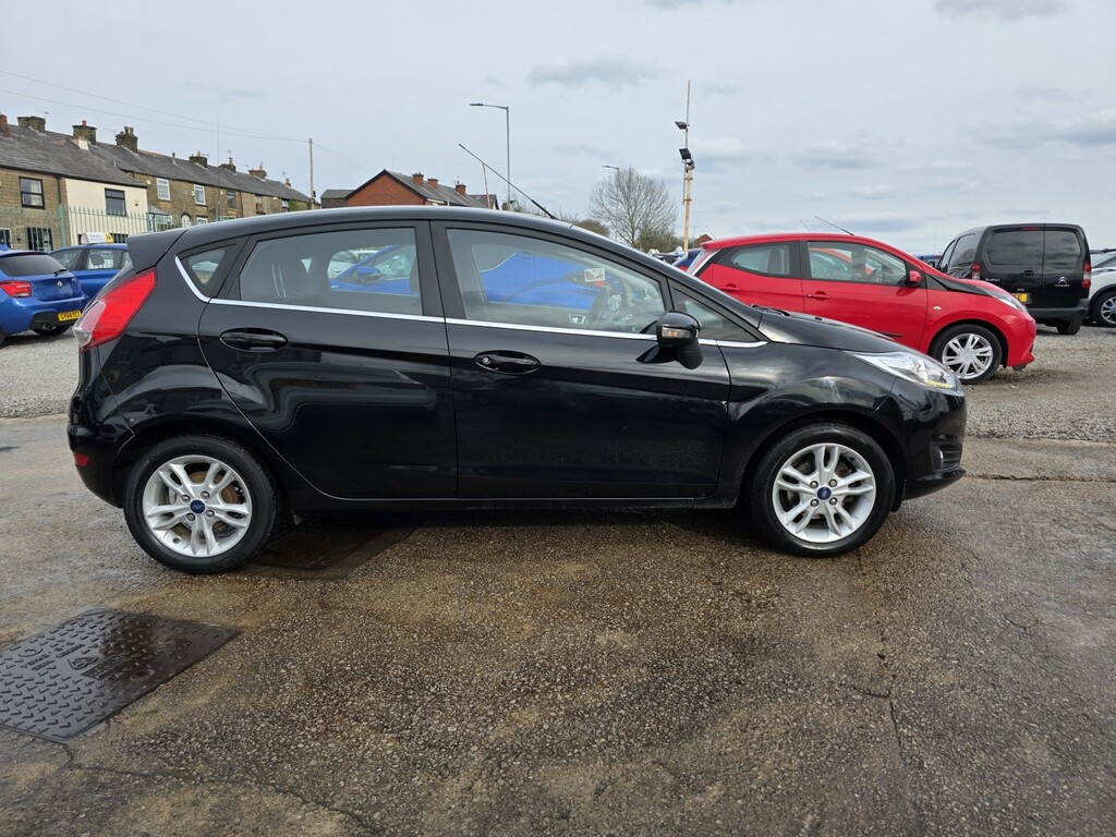 Ford Fiesta Hatchback 1.3 Zetec 201616 NV16VGU Black #5