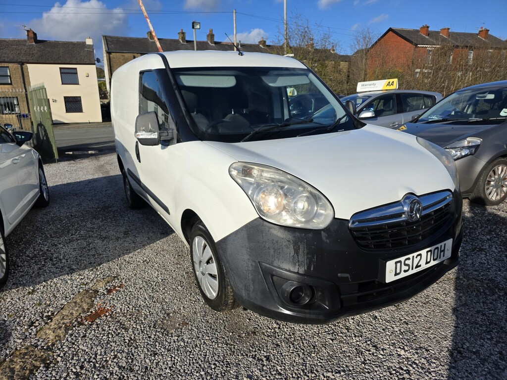 Vauxhall Combo 1.3 Cdti 2300 16V White #1