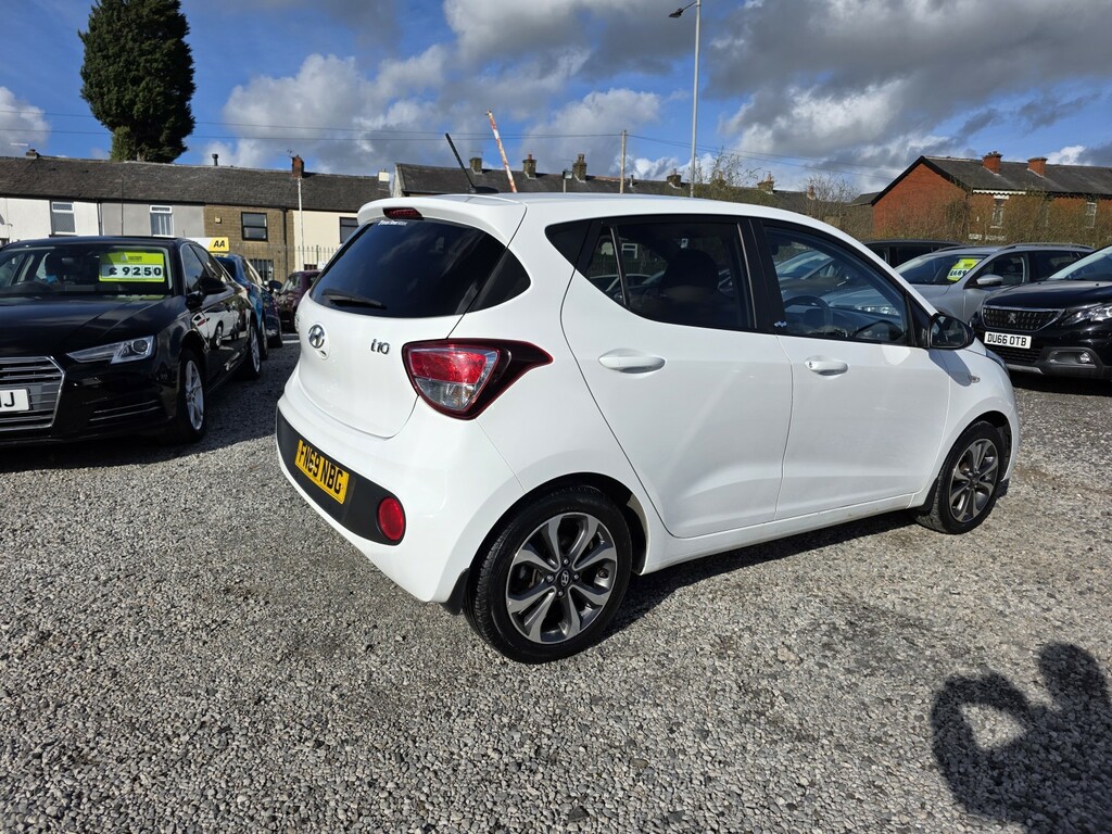 Hyundai I10 Hatchback 1.0 I10 Play 1.0 My20 201969 FN69NBG White #6