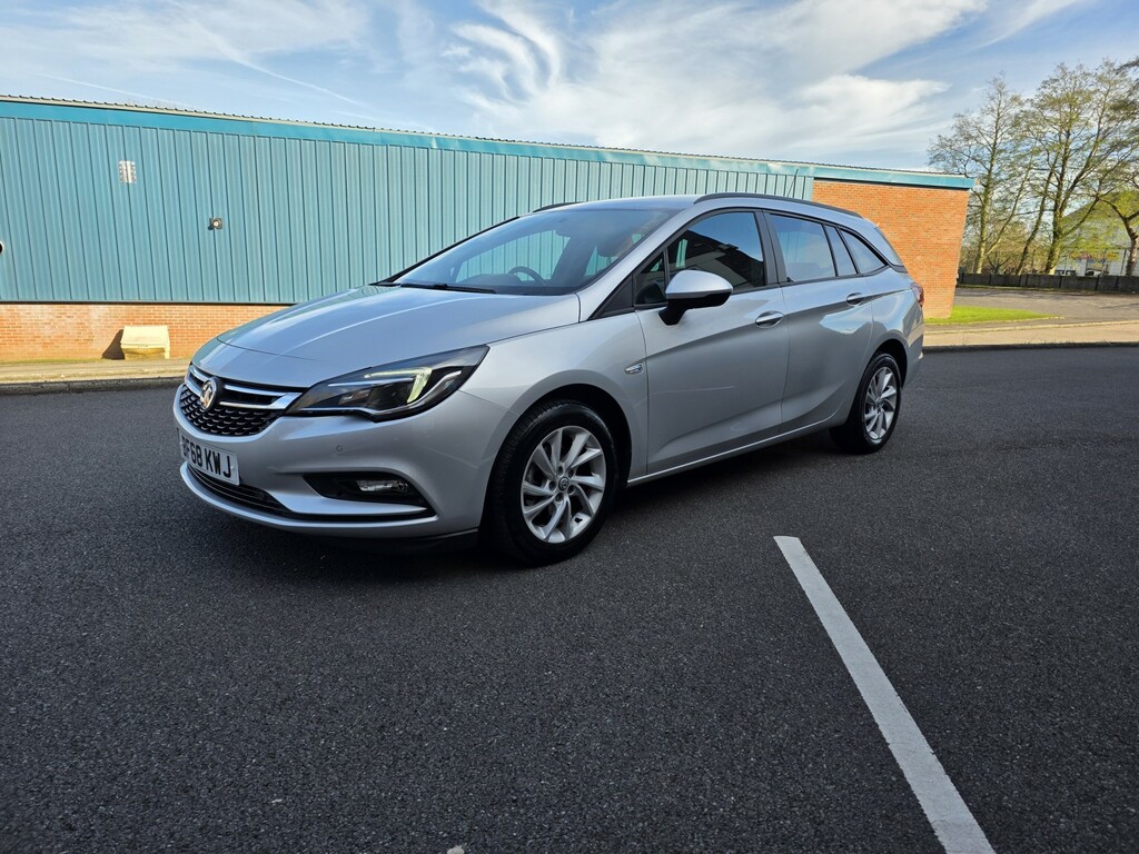 Vauxhall Astra Estate 1.6 Cdti Ecotec Blueinjection Tech Line Nav BF68KWJ Silver #3