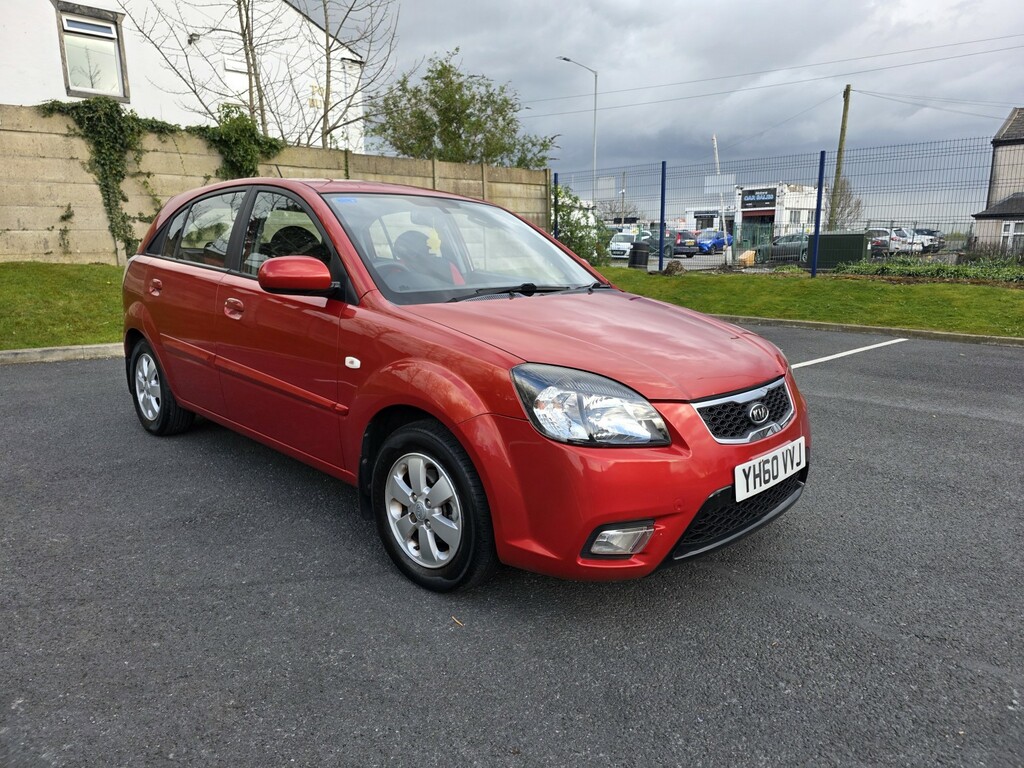 Kia RIO Hatchback 1.4 2 201060 YH60VVJ Red #2