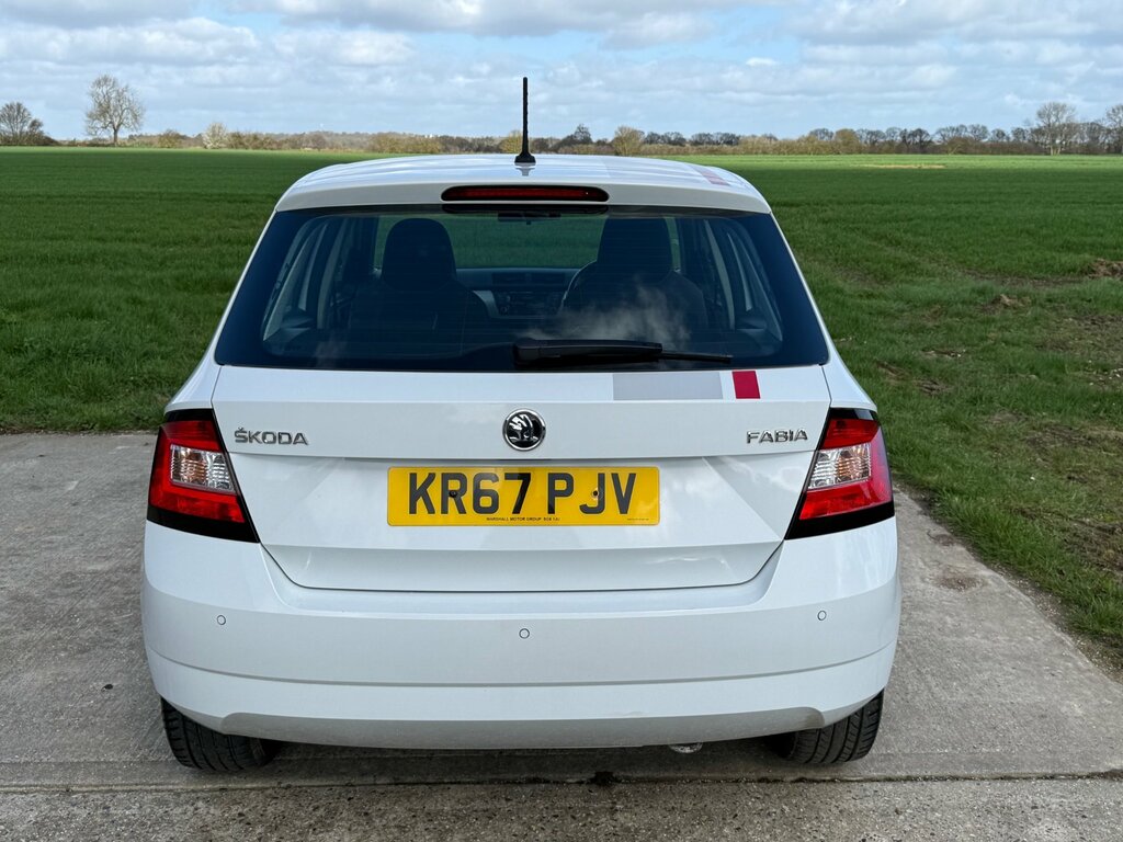 Skoda Fabia 1.0 Tsi Redline Hatchback Euro 6 KR67PJV White #4