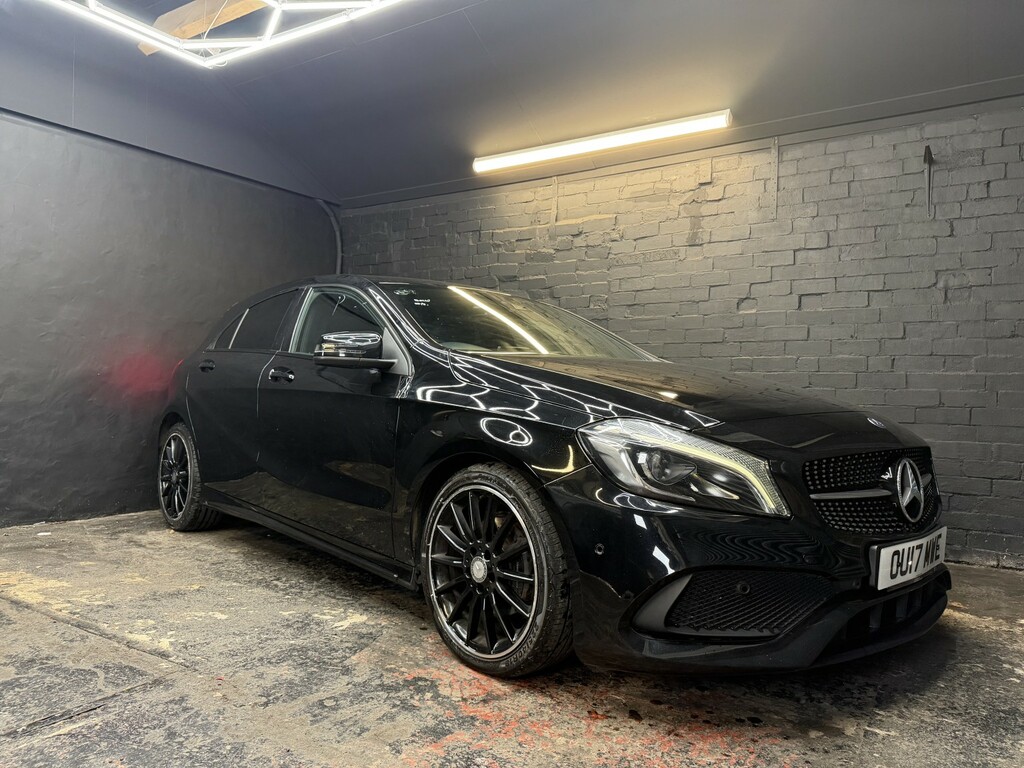 Mercedes-Benz A Class 1.6 A180 Amg Line 2017 OU17MWE Black #2