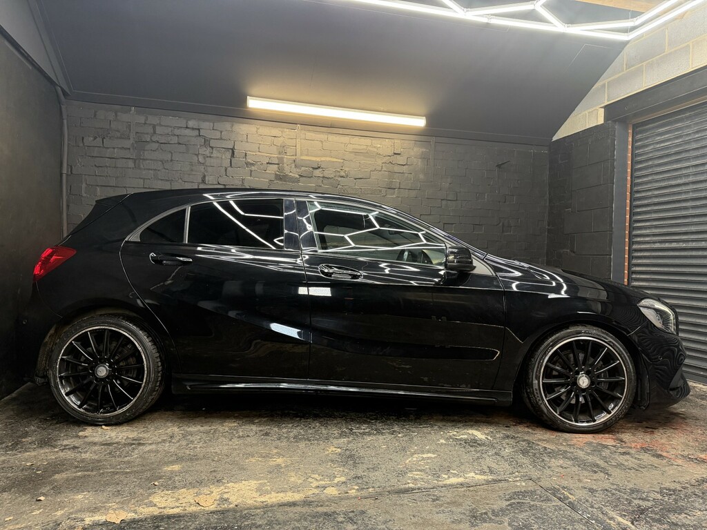 Mercedes-Benz A Class 1.6 A180 Amg Line 2017 OU17MWE Black #3