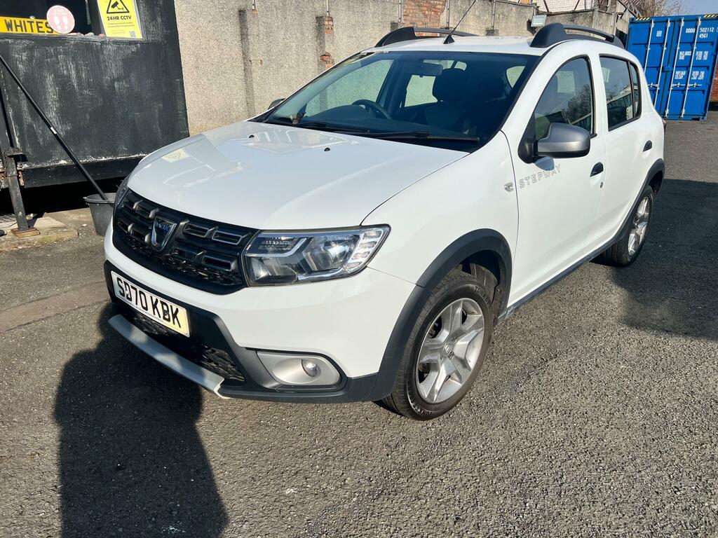 Dacia Sandero Stepway 0.9 Tce Essential Euro 6 Ss White