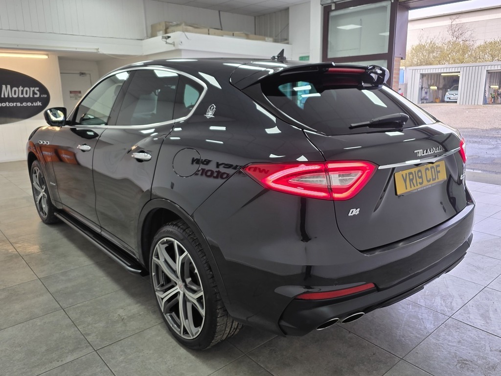 Maserati Levante V6 Gransport Nerissimo YR19CDF Black #5