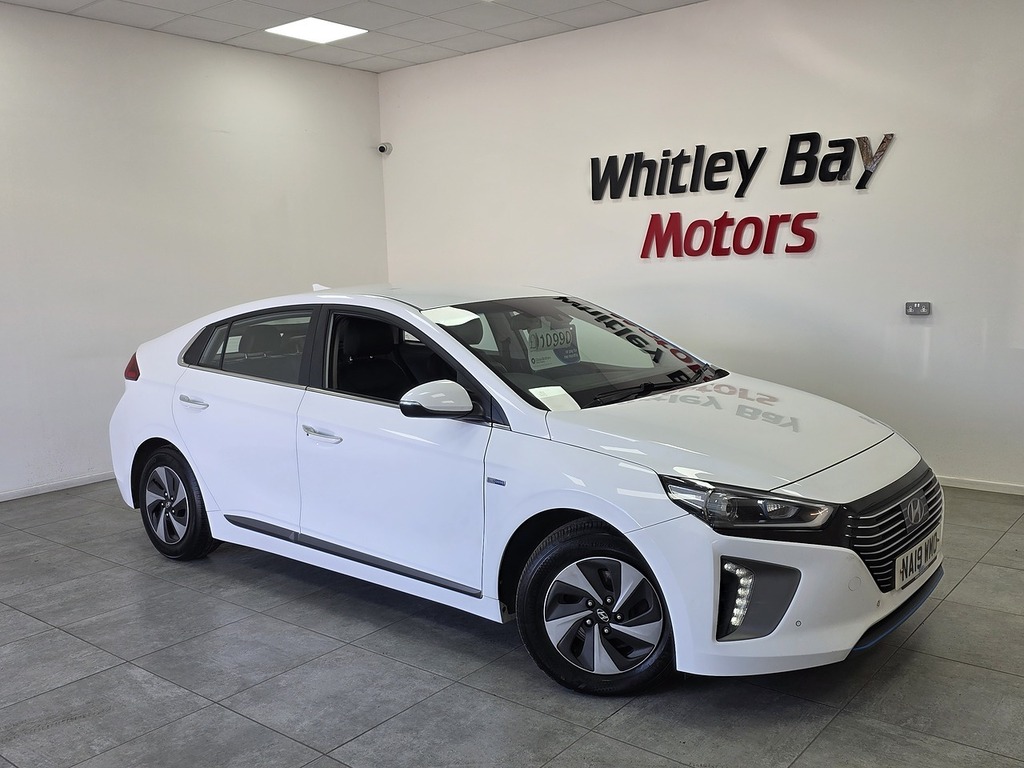 Hyundai Ioniq H-gdi Premium Se White