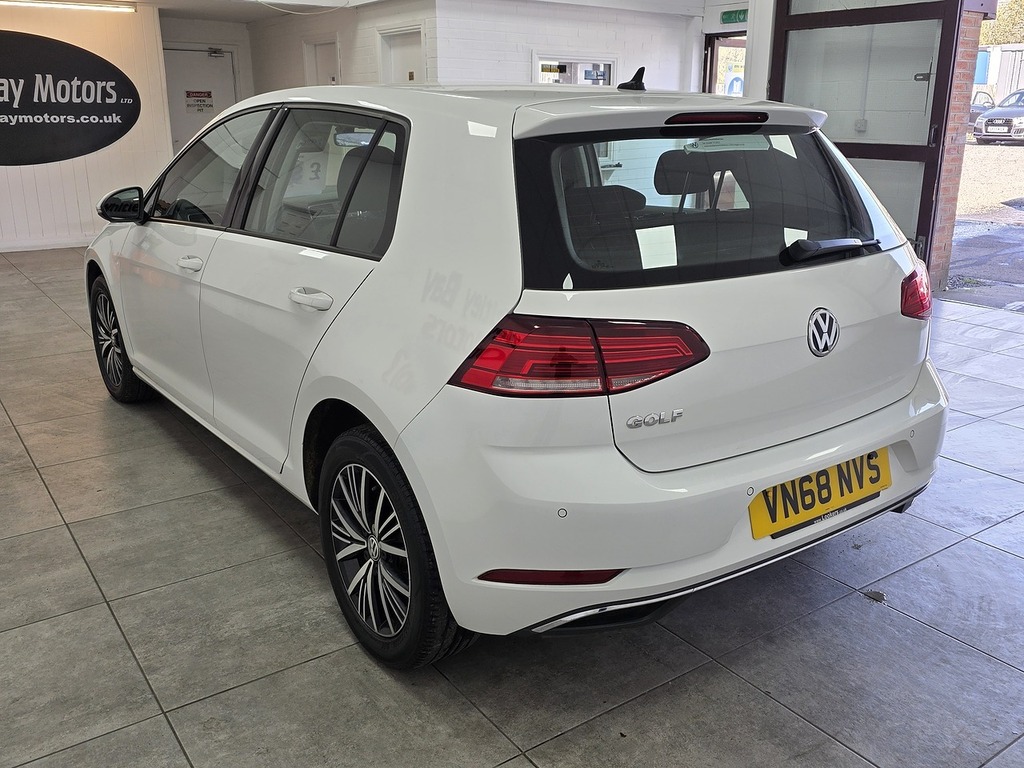 Volkswagen Golf Tdi Se Nav VN68NVS White #5