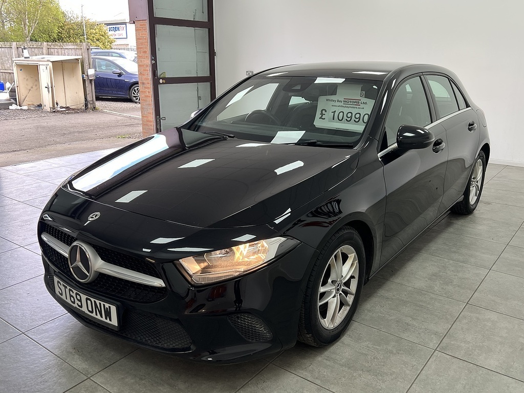 Mercedes-Benz A Class A180d Se ST69ONW Black #5